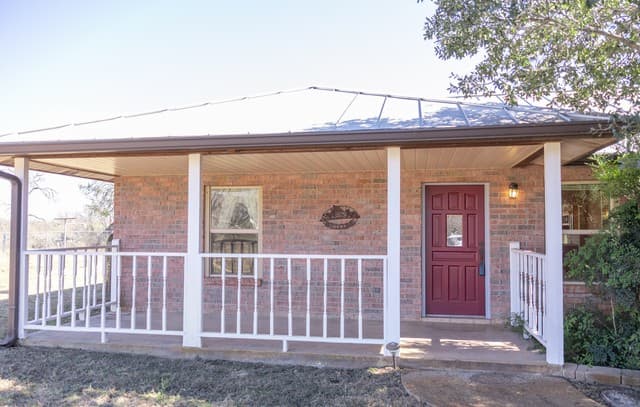 3-bedroom home for sale at 3190 Pittman Rd in St.Hedwig TX