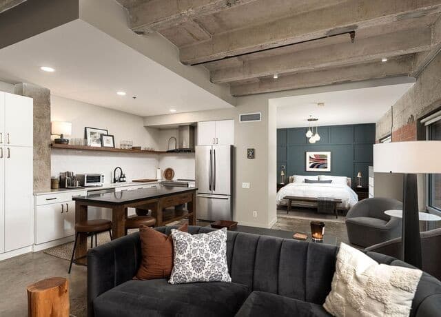 1-bedroom rental at 1115 S Alamo Unit 2213 in San Antonio, TX — photo 1