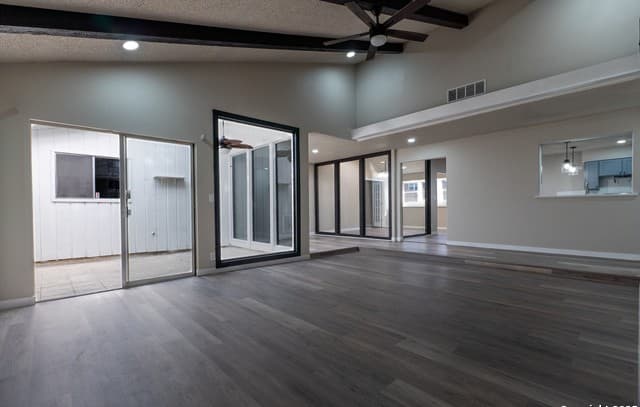 3-bedroom rental at 7104 Glen Mist Unit N/A in San Antonio, TX — photo 4
