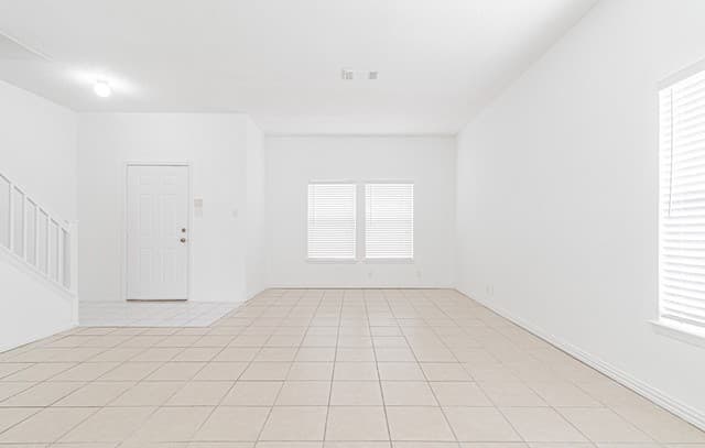 Home for sale at 11015 Kimes Park Dr in San Antonio, TX — photo 3