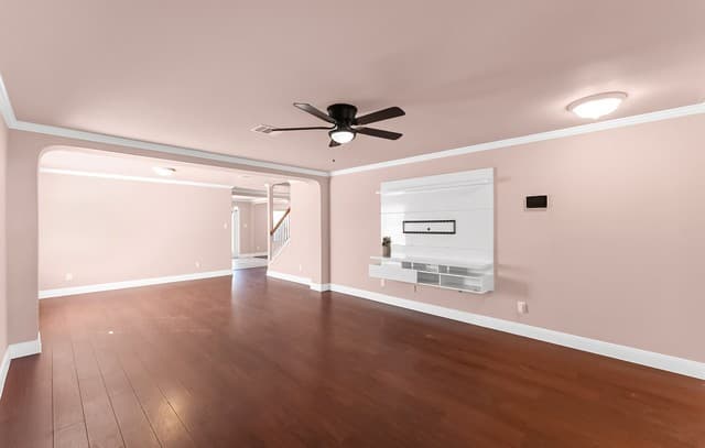 4-bedroom rental at 6942 Caribou Crk in San Antonio, TX — photo 4
