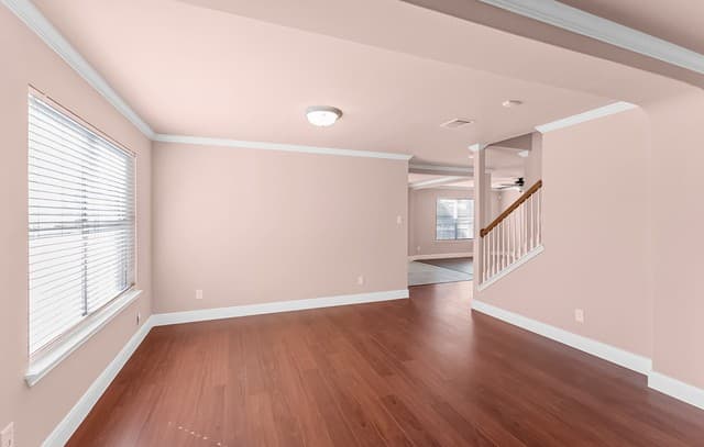 4-bedroom rental at 6942 Caribou Crk in San Antonio, TX — photo 5
