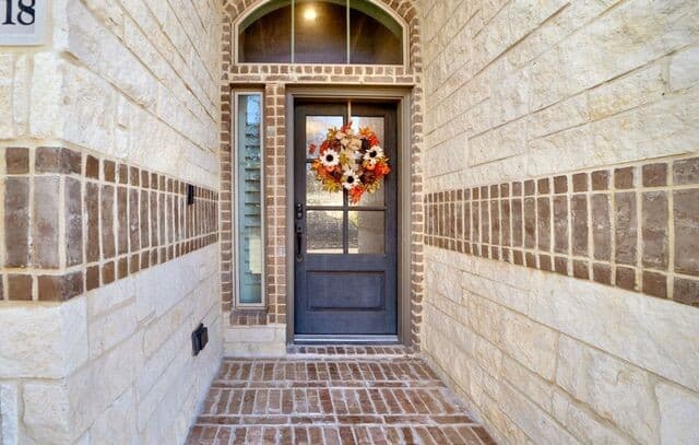 4-bedroom rental at 14618 Hallows in San Antonio, TX — photo 4