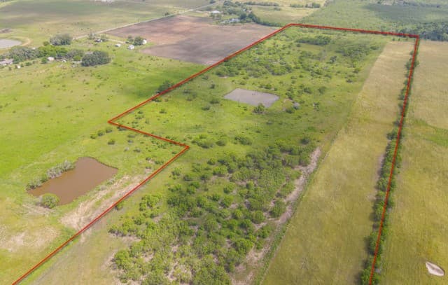 rental at 320 Graytown in St Hedwig, TX — photo 3