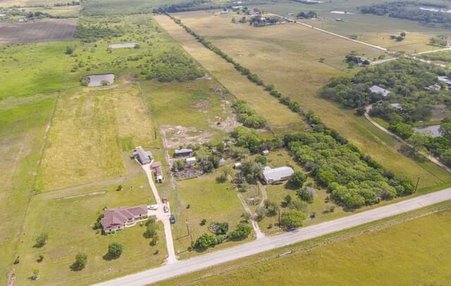 rental at 320 Graytown in St Hedwig, TX — photo 5