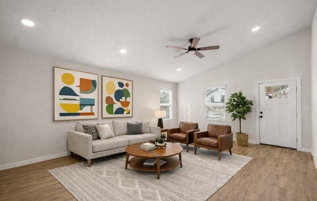 3-bedroom rental at 1422 Paso Hondo St in San Antonio, TX — photo 3