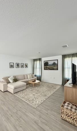 3-bedroom rental at 13322 Furyk in San Antonio, TX — photo 3