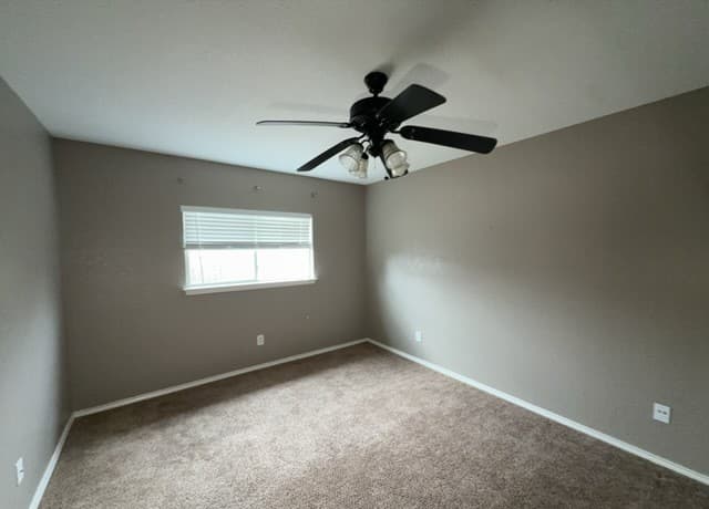 3-bedroom rental at 11342 Victory Cavern in San Antonio, TX — photo 5