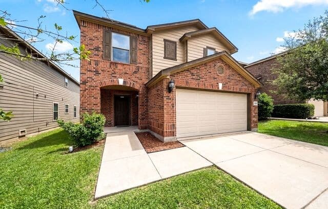 4-bedroom rental at 7454 Bluebonnet Bay in San Antonio, TX — photo 1