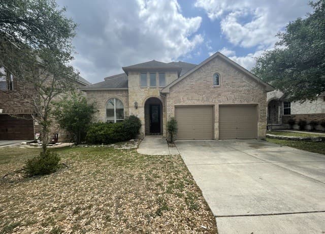 4-bedroom rental at 522 Calm Springs in San Antonio, TX — photo 1