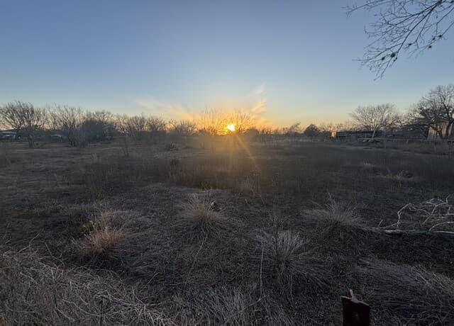 rental at TBD Martinez St in Pleasanton, TX — photo 4