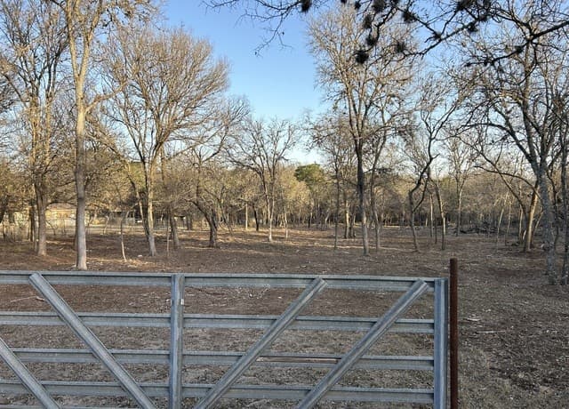 rental at 5610 Verbena St in San Antonio, TX — photo 1