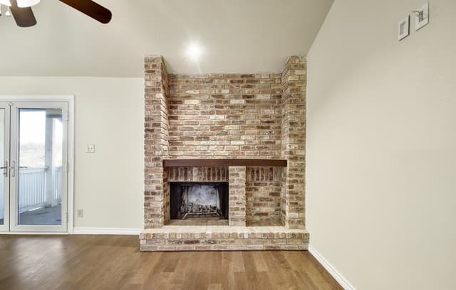 2-bedroom rental at 13130 Blanco Unit 1706 in San Antonio, TX — photo 3