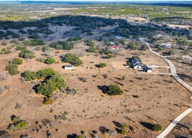 rental at 10 Taylor Ridge in Boerne, TX — photo 4
