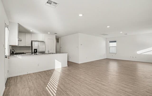 3-bedroom rental at 6819 Chicken in San Antonio, TX — photo 4