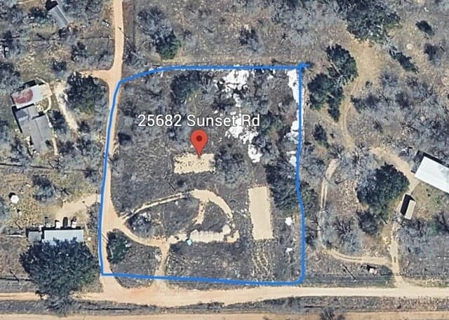 rental at 25682 Sunset Rd. in San Antonio, TX — photo 3
