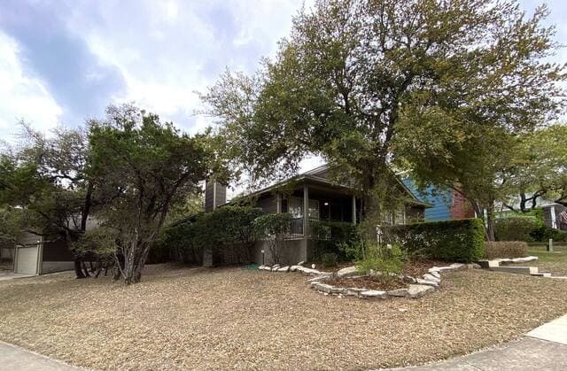3-bedroom rental at 7530 Acorn Bend in San Antonio, TX — photo 2