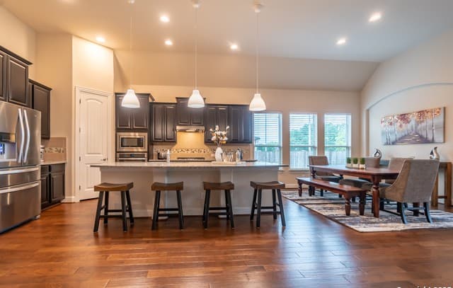 4-bedroom rental at 11617 Cypress Barn in Schertz, TX — photo 2