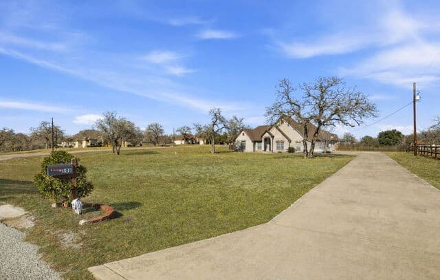 Home for sale at 108 Abrego Ridge in Floresville, TX — photo 2