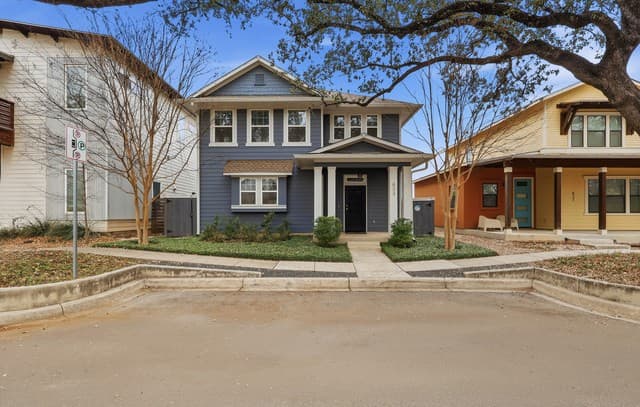 3-bedroom home for sale at 623 Leigh St in San Antonio TX