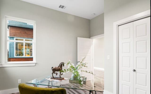 3-bedroom rental at 159 Davis Ct #102 Unit 102 in San Antonio, TX — photo 4