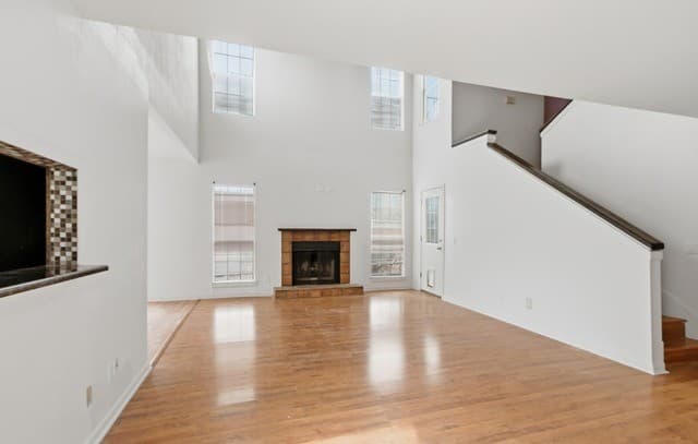 2-bedroom rental at 2255 Thousand Oaks Unit 801 in San Antonio, TX — photo 1