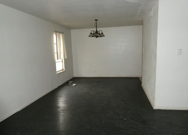 3-bedroom rental at 3318 Bob Billa in San Antonio, TX — photo 4
