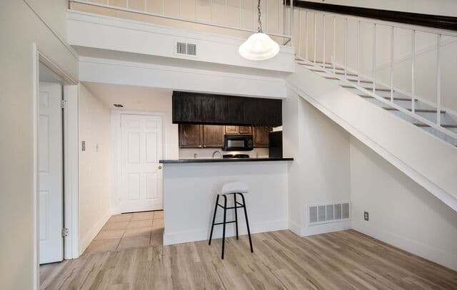 1-bedroom rental at 11610 Vance Jackson Unit 414 in San Antonio, TX — photo 3