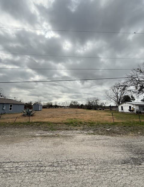 rental at 5510 Eunice in San Antonio, TX — photo 1