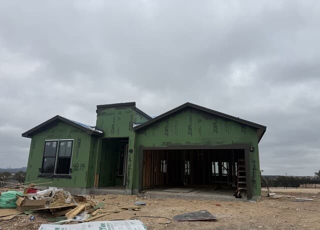 3-bedroom rental at 4214 Summit Place in San Antonio, TX — photo 2