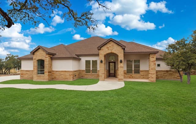 4-bedroom rental at 412 Havasu in Spring Branch, TX — photo 1