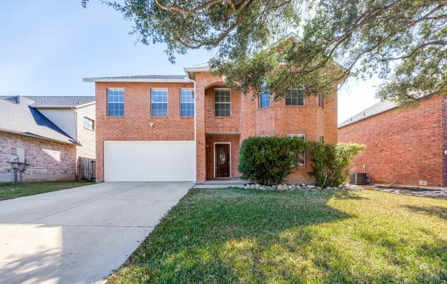 4-bedroom rental at 12110 Vine Blossom in Schertz, TX — photo 1