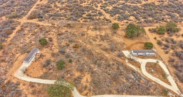 rental at TRACT B Pr 6623 in Devine, TX — photo 5