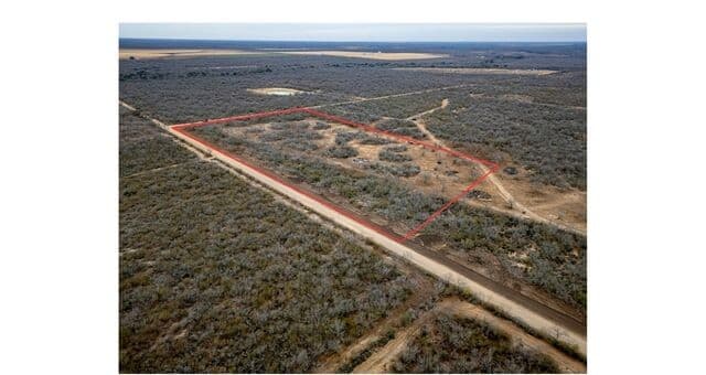 rental at 2410 San Miguel Tract #1 in Moore, TX — photo 1