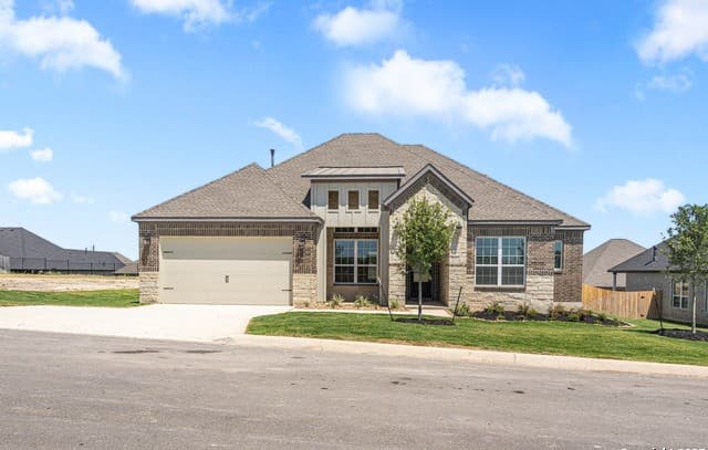 4-bedroom rental at 274 Lawrence Drive in Castroville, TX — photo 1