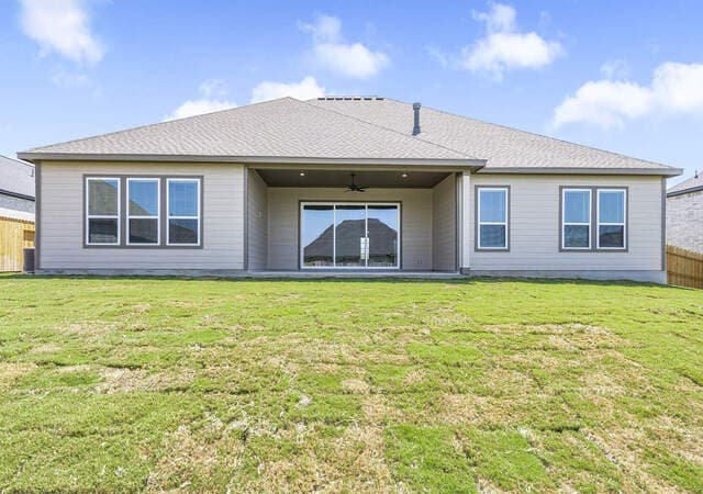 4-bedroom rental at 289 Lawrence Drive in Castroville, TX — photo 4