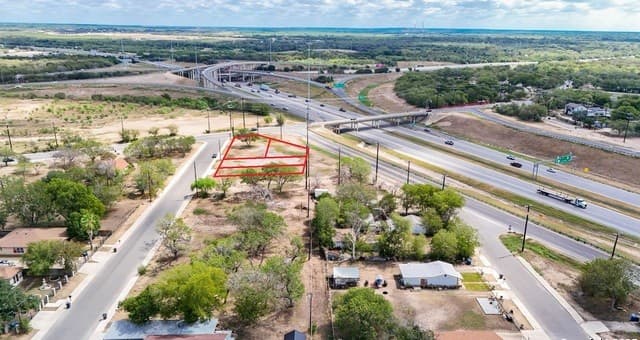 rental at 13407 LOT #1 Henze #1 in San Antonio, TX — photo 5