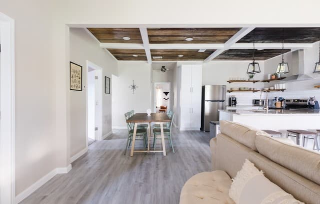 3-bedroom rental at 1007 Virginia Blvd in San Antonio, TX — photo 2