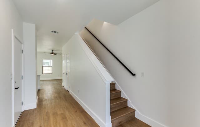 3-bedroom rental at 207 Gravel A St Unit 101 in San Antonio, TX — photo 4