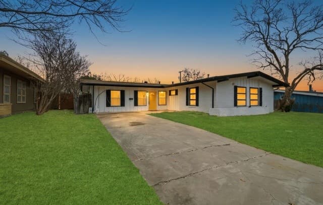 2-bedroom rental at 351 Rexford Dr in San Antonio, TX — photo 1