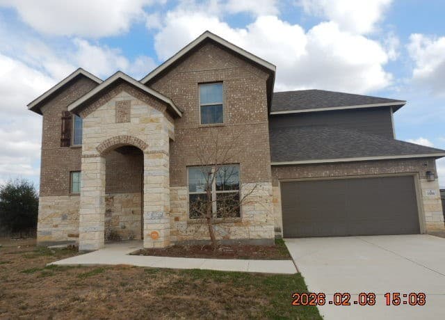 3-bedroom rental at 5104 Tupelo Row in San Antonio, TX — photo 1