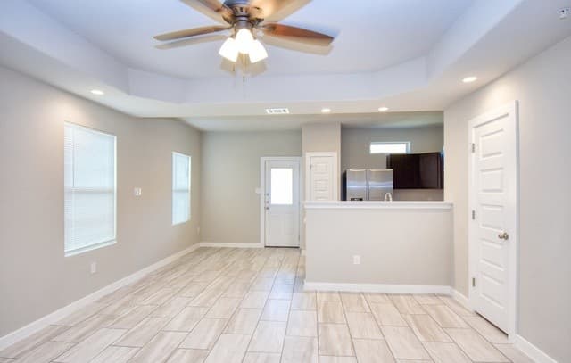 3-bedroom rental at 8318 Via Verona Unit 104 in San Antonio, TX — photo 5