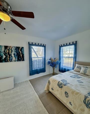 1-bedroom rental at 711 S Trinity St in San Antonio, TX — photo 3