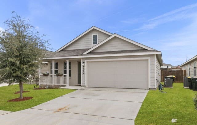 3-bedroom rental at 9806 Munster in Schertz, TX — photo 1