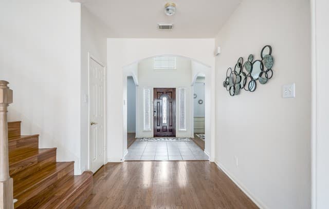 4-bedroom rental at 13431 Voelcker Ranch in San Antonio, TX — photo 3