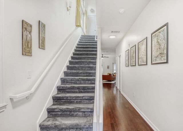 2-bedroom rental at 415 Santa Clara Unit 1 in San Antonio, TX — photo 3