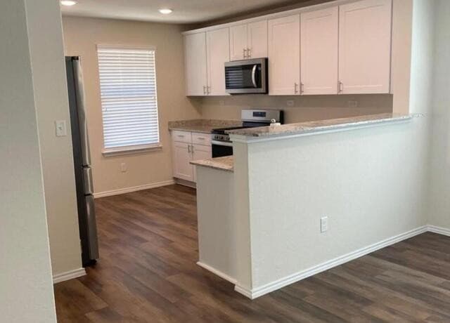 4-bedroom rental at 7308 Yucca in San Antonio, TX — photo 4