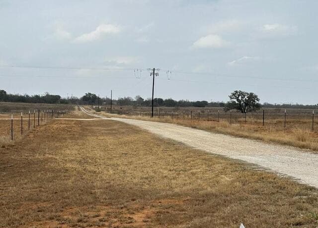 rental at 000 E Fm 462 in Moore, TX — photo 4