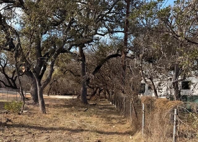 rental at 6463 Hollyhock in San Antonio, TX — photo 1