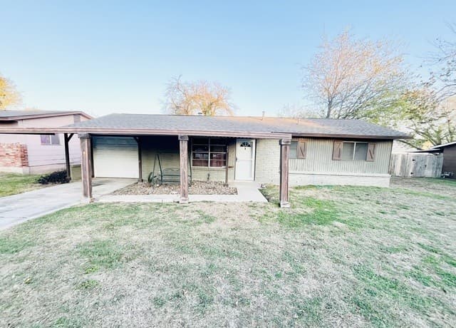 3-bedroom rental at 202 Michelle in Converse, TX — photo 2